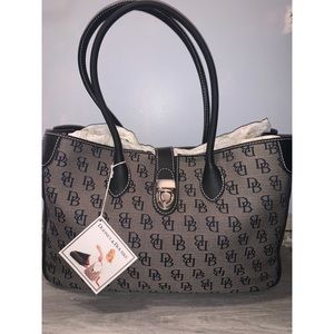 Dooney & Bourne Handbag